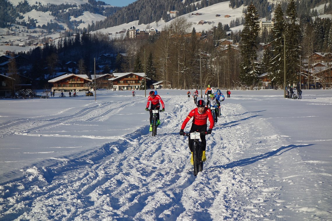 Daniel Gathof vom Team Centurion Vaude kämpft mit seinem Plusbike und den Verhältnissen. Daniel Gathof vom Team Centurion Vaude kämpft mit seinem Plusbike und den Verhältnissen.